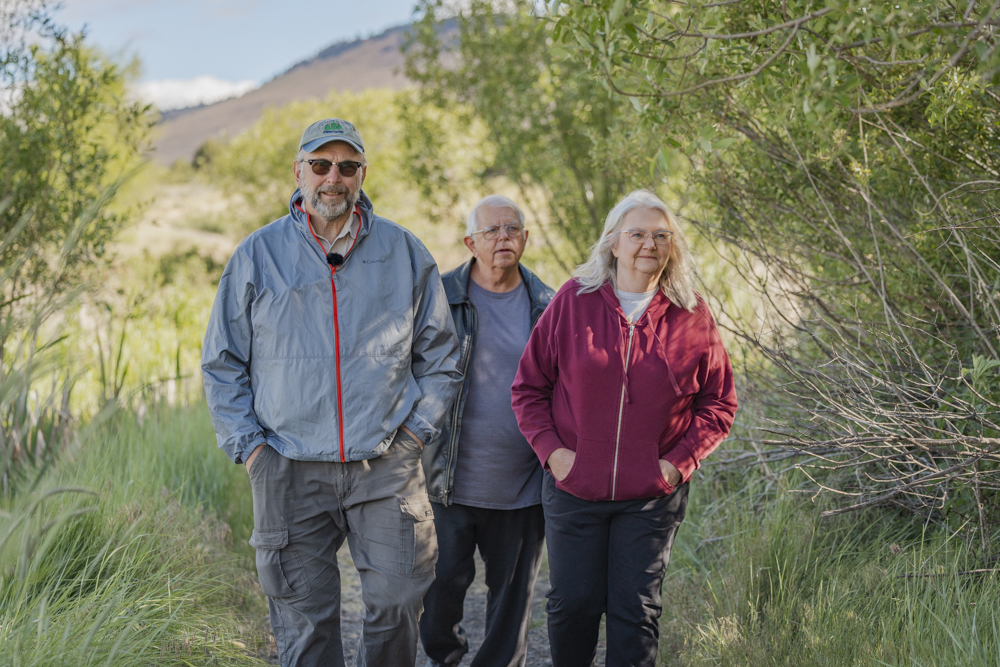 Danny-SteensWalkingGroup-SkyLakes2026-4
